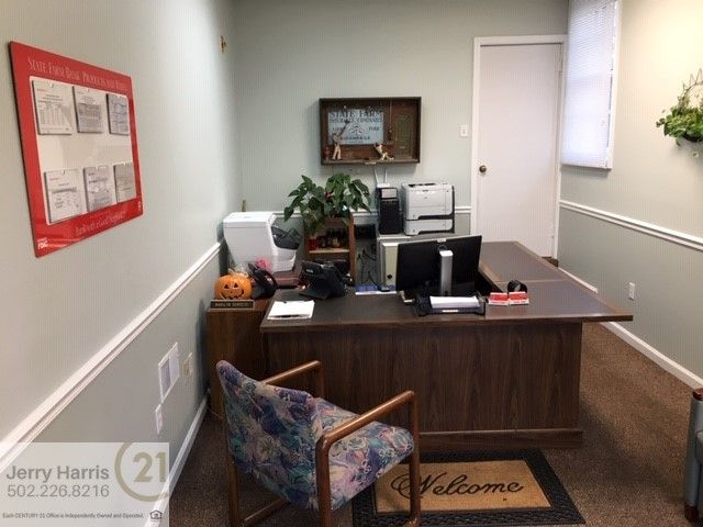 114 Thompson St, Frankfort, KY 40601